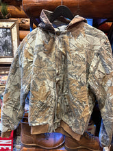 Load image into Gallery viewer, Vintage Cabelas Real Tree Hoodie Jacket W Zip, XS
