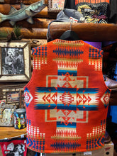 Load image into Gallery viewer, Pendleton Chief Joseph Red Snap Quilt Vest