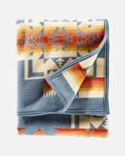 Load image into Gallery viewer, PENDLETON. CHIEF JOSEPH, SLATE WOOL BLANKET ROBE.