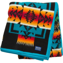 Load image into Gallery viewer, PENDLETON. CHIEF JOSEPH, BLACK BLANKET ROBE.