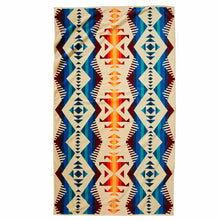 Load image into Gallery viewer, Pendleton Los Lunas Jacquard XL Towel