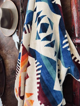 Load image into Gallery viewer, Pendleton Los Lunas Jacquard XL Towel