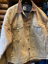 Load image into Gallery viewer, Rare Cut. Carhartt Vintage Trucker Blanket Lined. L-XL