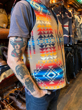 Load image into Gallery viewer, Pendleton Coho Pilot Rock Vest - Quilt Lining, Portland. Free Postage