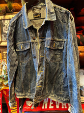 Load image into Gallery viewer, Vintage XL Mid Dark Wrangler Denim Jacket