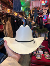 Load image into Gallery viewer, Straw Cattleman Cowboy Hat

