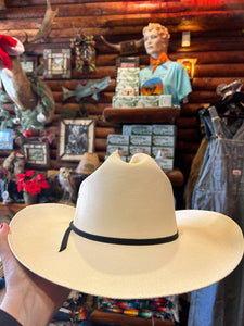 Cattleman White Straw Cowboy Hat 1/4 sized for XXL and XXXL