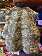 Load image into Gallery viewer, 2. Rework Vintage Workwear Realtree Vest, Large
