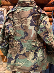 28. Vintage US Army M-65 Camo Jungle Field Jacket, Medium Regular