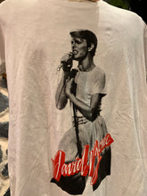 Load image into Gallery viewer, David Bowie, White Sing / Red Soft Vintage Feel, Slim Fit
