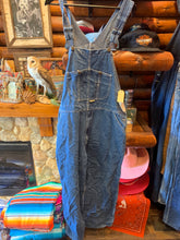 Load image into Gallery viewer, Vintage Berne Overalls, W38
