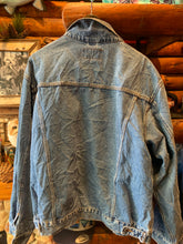 Load image into Gallery viewer, Vintage Wrangler Denim Jacket, XL
