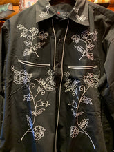 Load image into Gallery viewer, Red Star Rodeo. New Black &amp; White Embroidered Western Shirt. Imported. Exclusive
