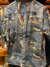 Load image into Gallery viewer, Vintage Morgan Creek Fishing Shirt, L-XL
