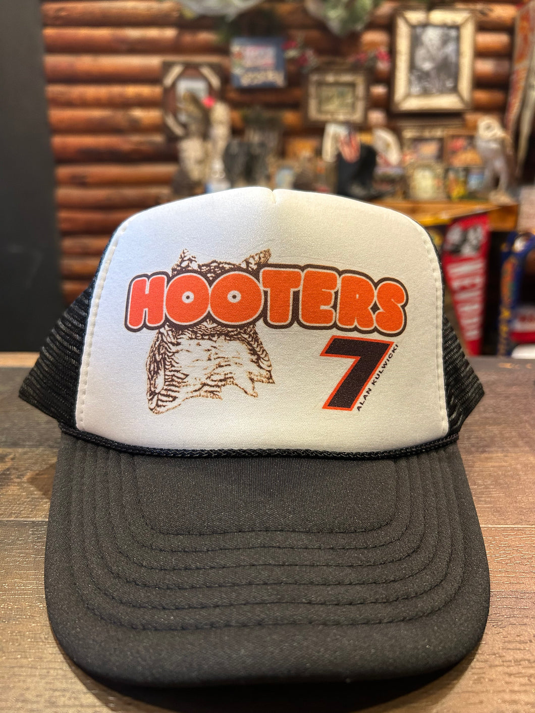 New Hooters Hat Black & White