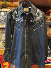Load image into Gallery viewer, Scully USA Horseshoe &amp; Rose Embroidered &amp; Stud Western Shirt
