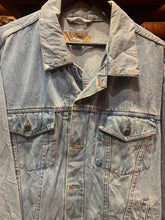Load image into Gallery viewer, 4. Vintage Wrangler Denim Trucker Jacket, XL
