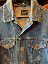 Load image into Gallery viewer, 11. Vintage Wrangler Denim Jacket, 42 Large
