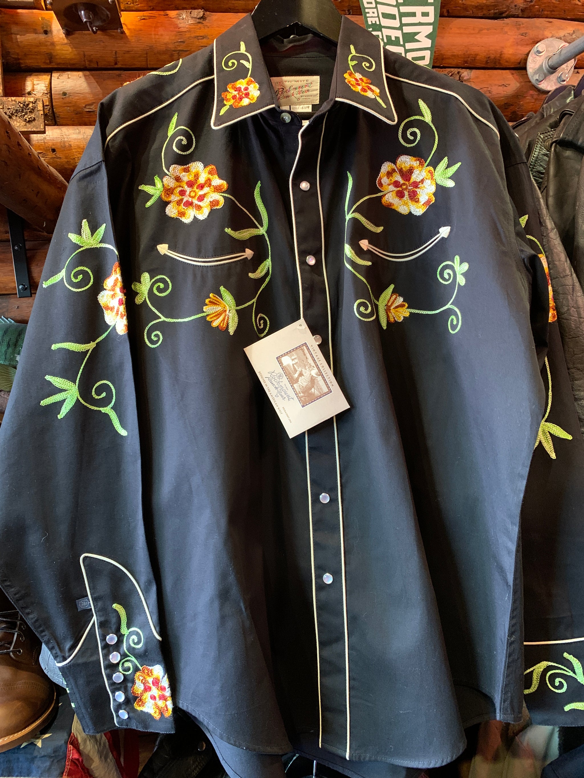 Rockmount Ranchwear | Midwest Trader