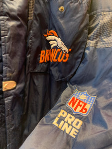 4. Vintage Denver Bronco's Pro Line Jacket. XL.