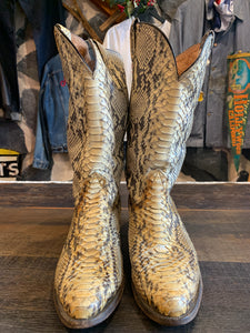 43. Vintage Nocona Full Snakeskin Exotic Very Rare Boots. 9d