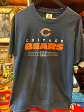 Load image into Gallery viewer, Vintage Chicago Bears Tee, Large
