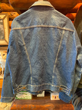 Load image into Gallery viewer, Vintage Wrangler 1970s Sanforized Denim Jacket, Large
