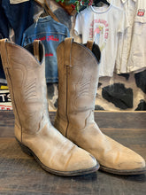 Load image into Gallery viewer, Vintage Cowtown Nubuck Cowboy Boots, 9.5d
