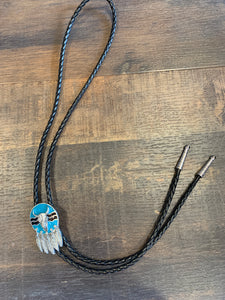 Bt-9505 Turquoise Cow Skull & Feathers Bolo Tie