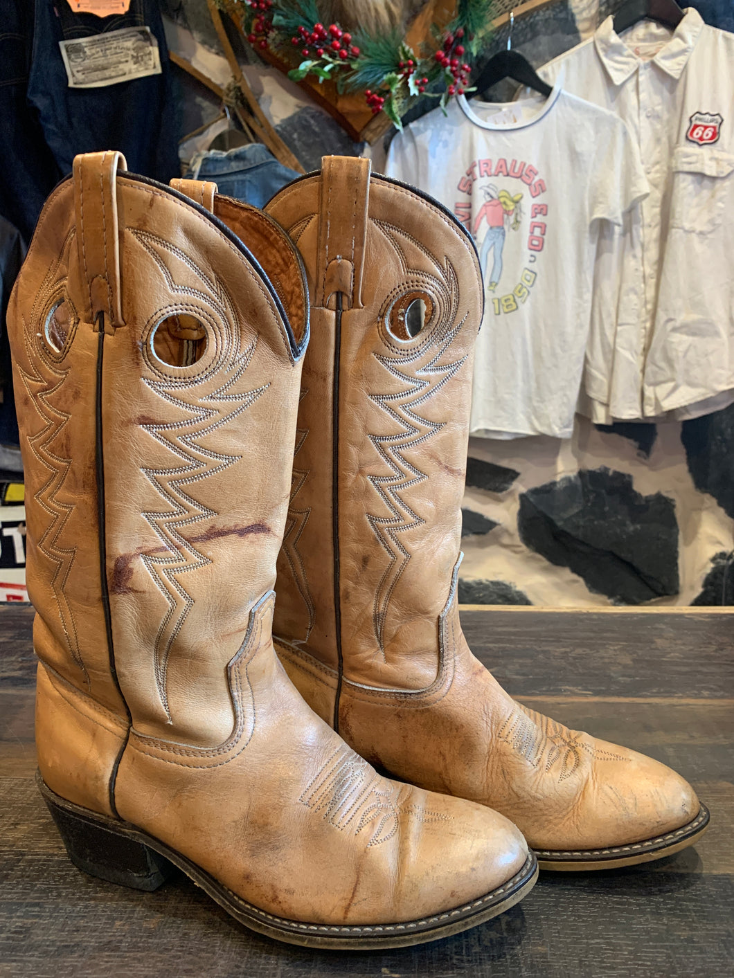 Vintage Laredo Boots, 8d