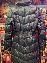 Load image into Gallery viewer, Vintage Tommy Hilfiger Jacket 8. Women&#39;s Puffa. XS
