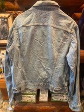 Load image into Gallery viewer, 26. Vintage Levis Trucker Jacket, Large
