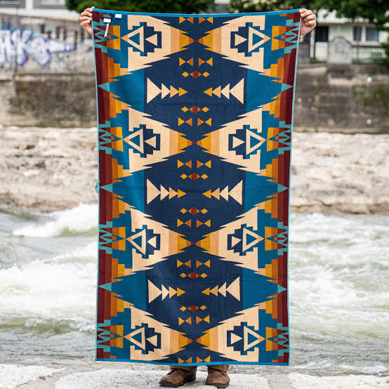 Pendleton Siskiyou Beach Towel Jacquard XL Midwest Trader